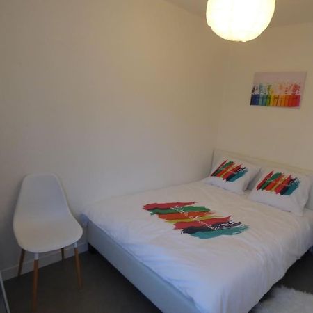 Brest Saint-Marc : Appart T1 Bis Bien Situe Wifi Luaran gambar