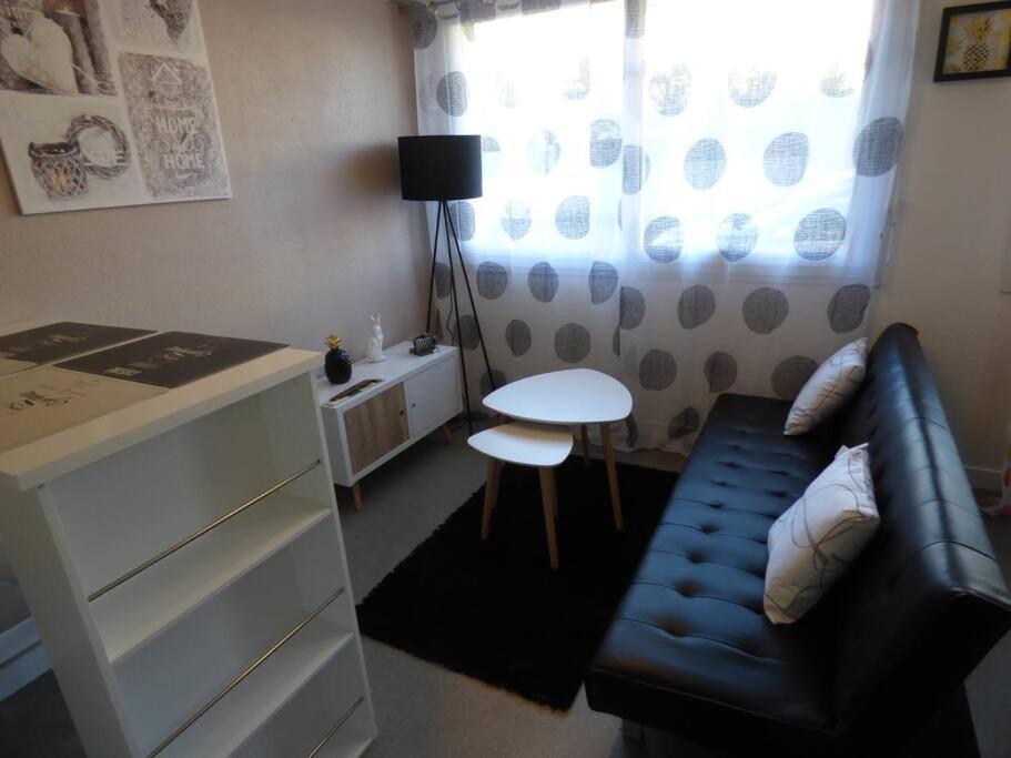 Brest Saint-Marc : Appart T1 Bis Bien Situe Wifi Luaran gambar